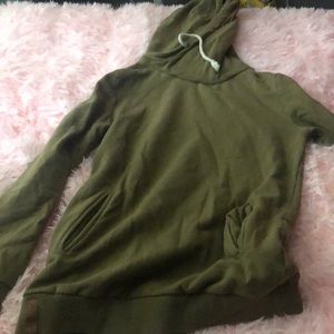 Green sweatshirt